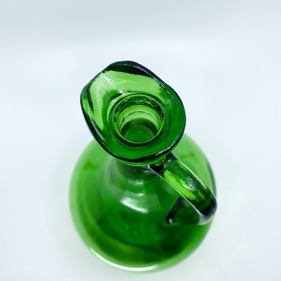 Vintage Thatcher Emerald Green Glass Jug Pitcher Decanter Vase • 11.5” Tall - Picture 6 of 10